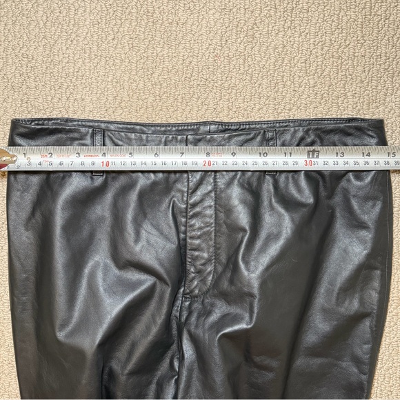 Share Nine West Black 100% Genuine Leather Pants Straight Leg Women’s Size 6 - Picture 4 of 5